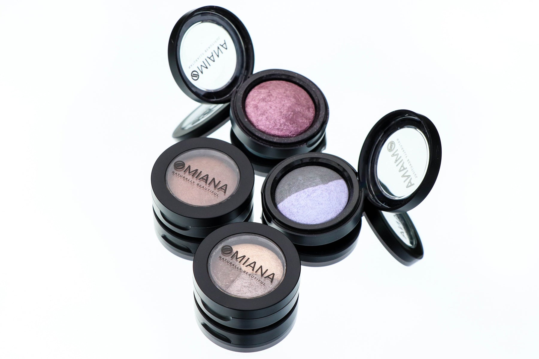 Omiana's Clean Mineral Eyeshadows: Beauty with a Conscience