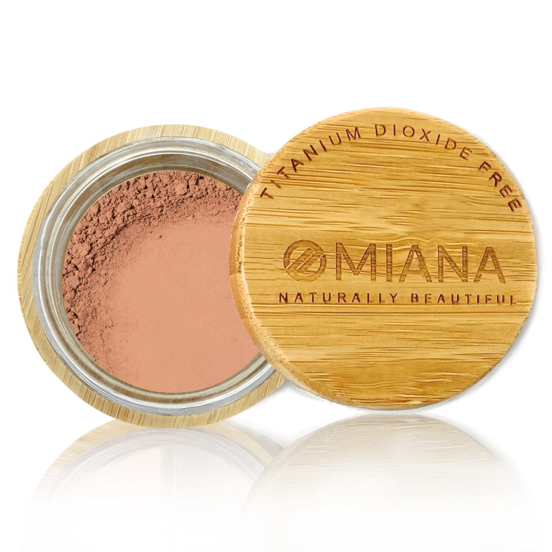 Omiana Wise Loose Powder Mineral Foundation - Without Mica, Titanium Dioxide, & More! - swatch on white background